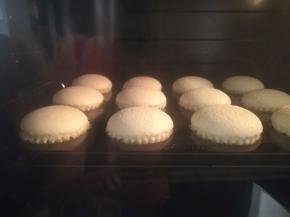 放入中层烤25分钟