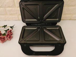 取出华夫饼机装上模具