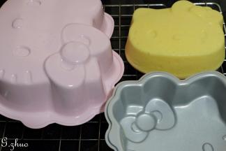 预热结束后上下火150度烘烘40分钟，再转上下火140度烘烤20分钟。