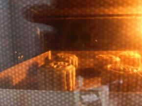 11.	入烤箱继续烤15分钟，