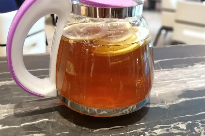 柠檬冰红茶