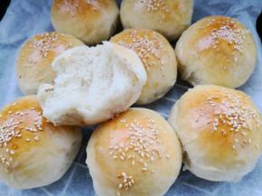 出炉了，柔柔软软特别好吃