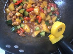 淋入香醋拌匀即可