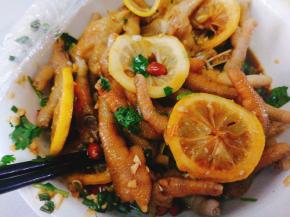 在泡制的期间拿出来翻翻面哦