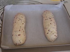 放入烤盘，进行二次发酵