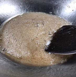 搅拌至完全融合