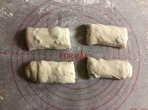 平均分成4段。
