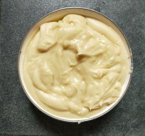 放入料理机加少许水打成泥。