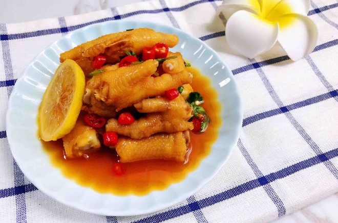 网红果香酸辣鸡爪
