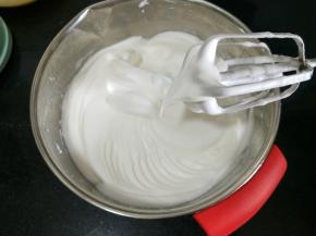 打发至湿性状态