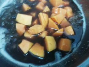 放入锅中煲五分钟即可关火