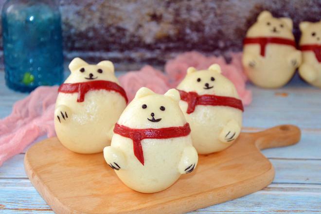 软萌萌的大白熊