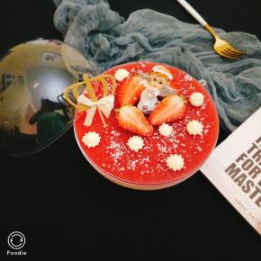 取出按照自己的喜好装饰即可