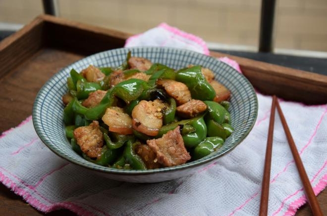 青椒炒肉