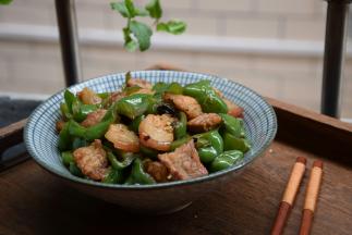 出锅装碗食用即可。