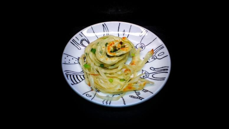 饺子皮篇之--手撕葱油饼
