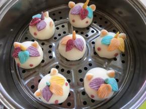 全部做好后，入蒸锅蒸10分钟，焖一分钟后再开锅