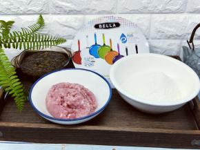 准备食材，肉糜我超市买的，自己剁或者辅食机绞也可以，梅干菜冷水冲洗几遍，再用冷水泡发。