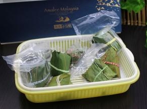 燕窝冰心粽子，解冻，拆开，要再室温下解冻哦，不需要任何加工，直接享用。