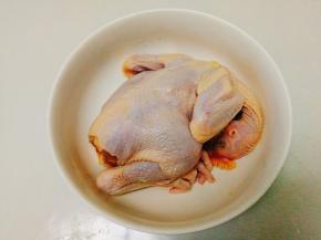 洗净后三黄鸡