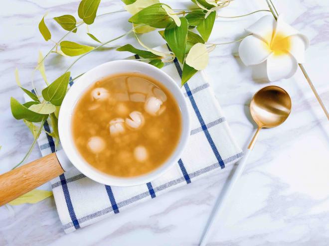 绿豆莲子薏仁甜汤