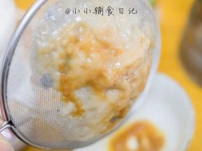 8、	如果是六个月的婴儿，可以把山药跟粥一起过筛