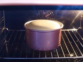 烤箱预热150度，上下火中下层45分钟