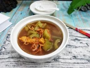 汤有点儿稍微苦