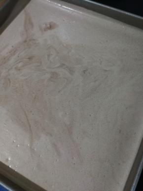 烤箱150度提前预热，放入金盘