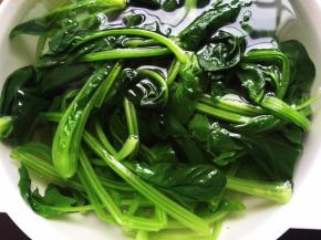 菠菜过冷水