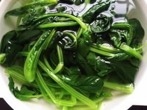菠菜过冷水