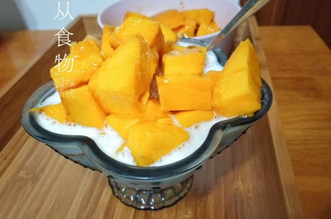 芒果牛奶绵绵冰