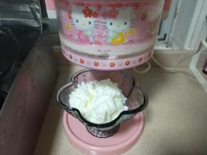 打开开关，两分钟刨冰就刨好了