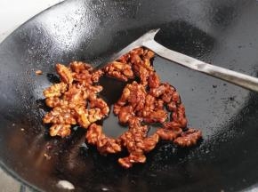 炒到桃仁变脆