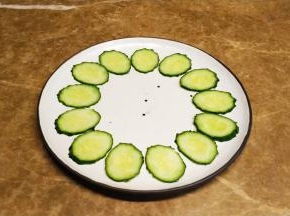 青瓜切片摆盘