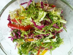 喜欢吃芝麻的可以加一点熟的白芝麻。