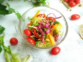 天热做一盘，一下子就抢吃光了。脆爽开胃。