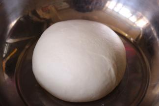 揉好的面团室温到了发酵