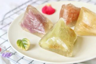 拆开了，晶莹剔透，颜色很好看。