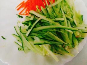 黄瓜切丝