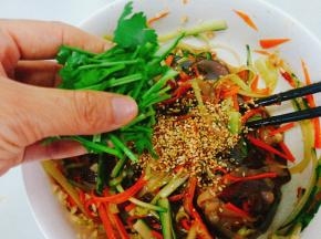 最后加入香菜