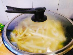 盖子盖子大火煮开