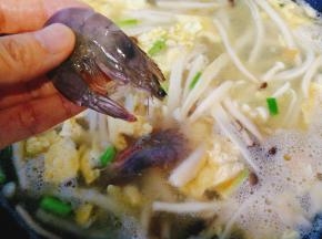加入鲜虾