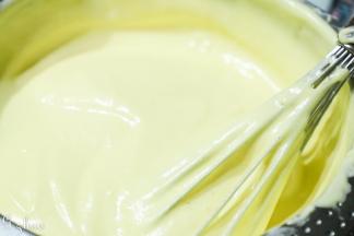 拌匀后再回倒清中，继续翻拌匀。