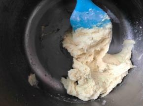 搅拌均匀后放入冰箱冷藏