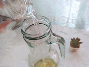 最后倒入凉白开水