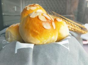 小餐包就ok了。