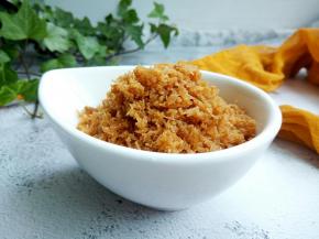 鸡胸肉肉松做好了，无论是做肉松面包还是拌饭，都是不错的哦！