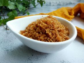 加了加拿大芥花油做出的肉松，色泽油亮！