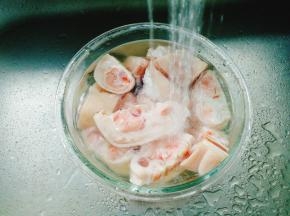 清水冲洗干净
